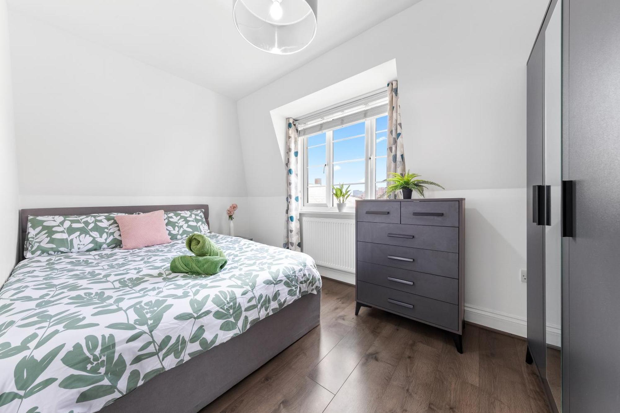 Central London Two Bedroom Serviced Apartment - Nine Elms Luxury Stay - Vauxhall & Westminster Экстерьер фото